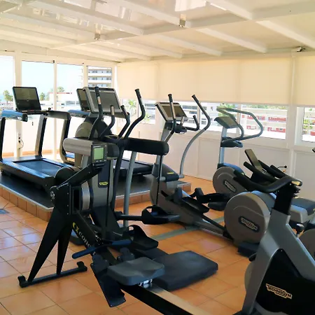 海滨沙滩酒店 4*