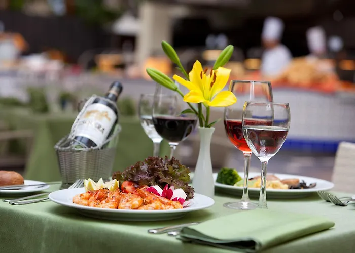 酒店 海滨沙滩酒店 4*