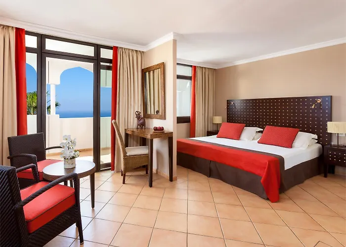 Seaside Sandy Готель 4*