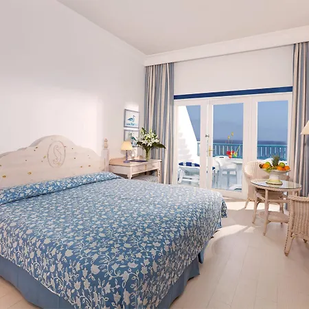 Seaside Sandy Hotel