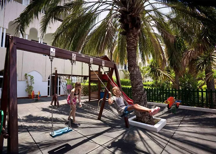 Otel Seaside Sandy 4*