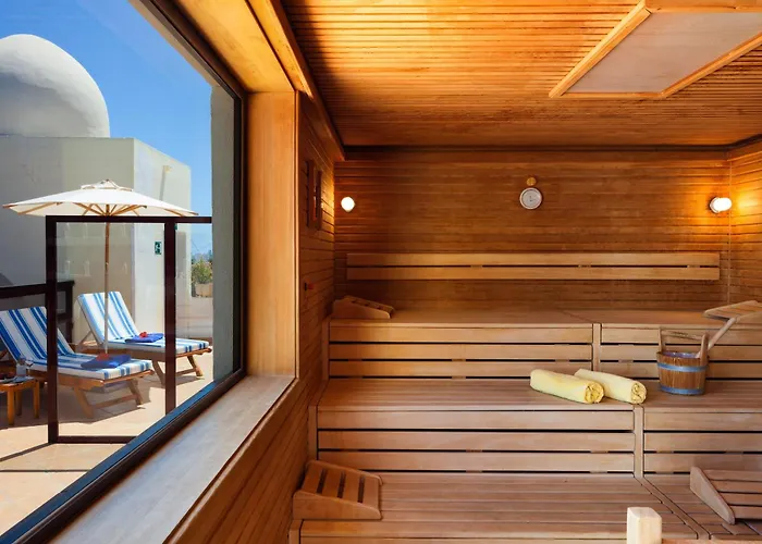 Hotel Seaside Sandy 4*