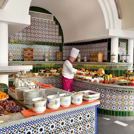 Seaside Sandy Отель